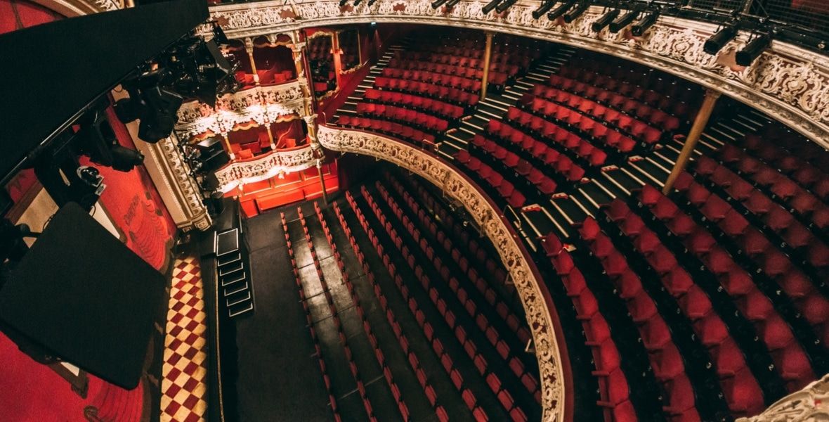Are Stalls Good Seats In Theatre Brokeasshome