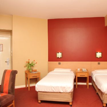 Harding Hotel Twin Room