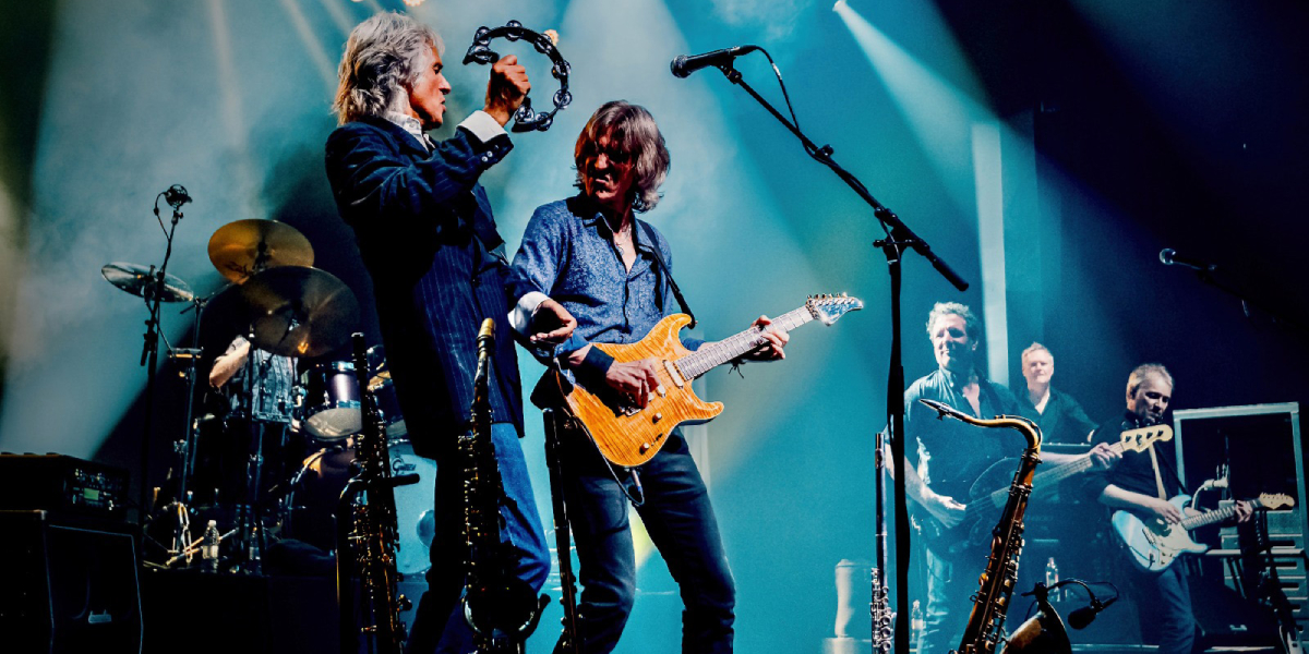 The Dire Straits Experience 