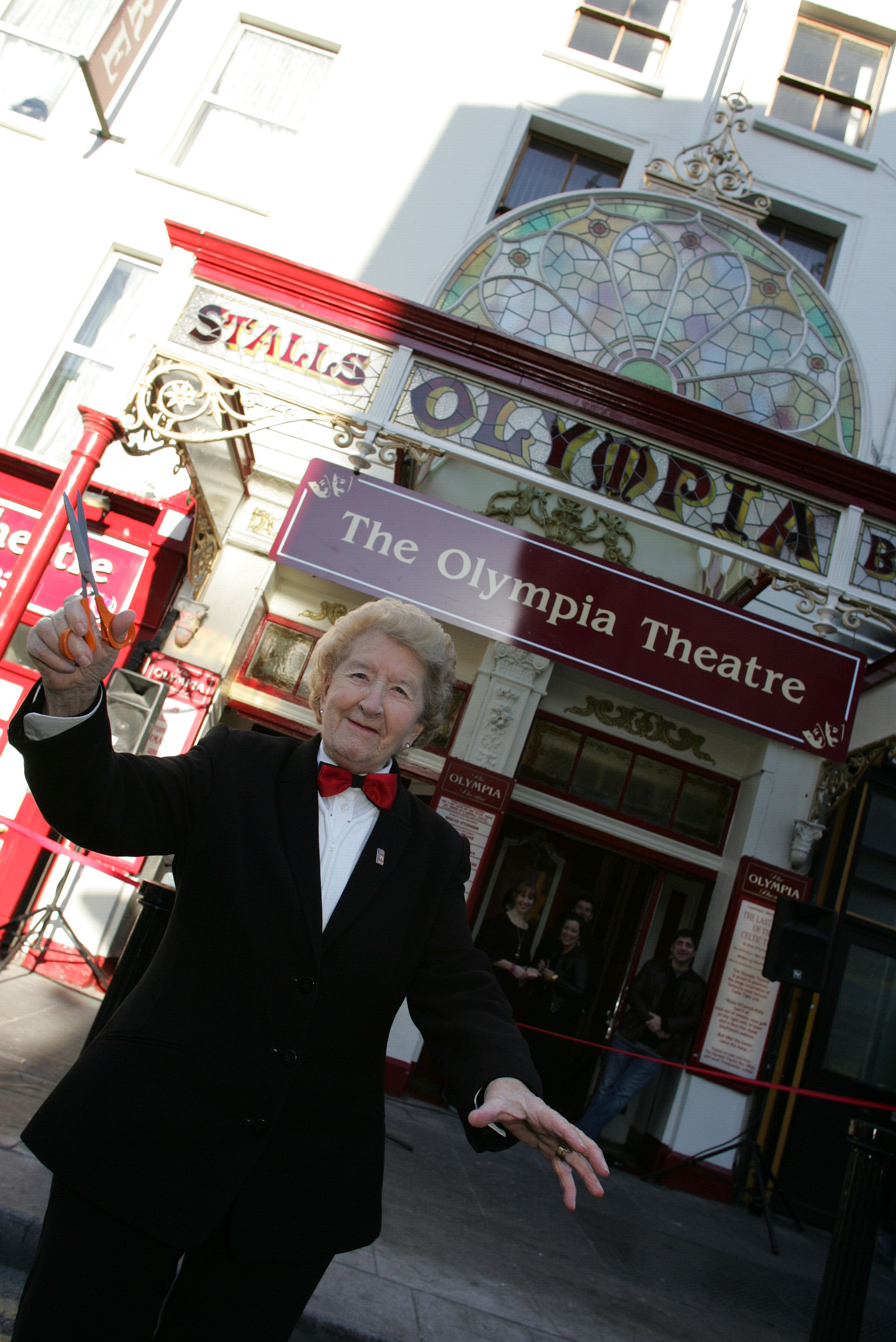 Maureen Grant unveils the refurbished Canopy 2007